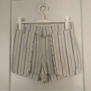Zara shorts. US S